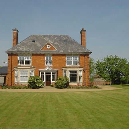 Furtho Manor Farm Bed and Breakfast Milton Keynes Buitenkant foto
