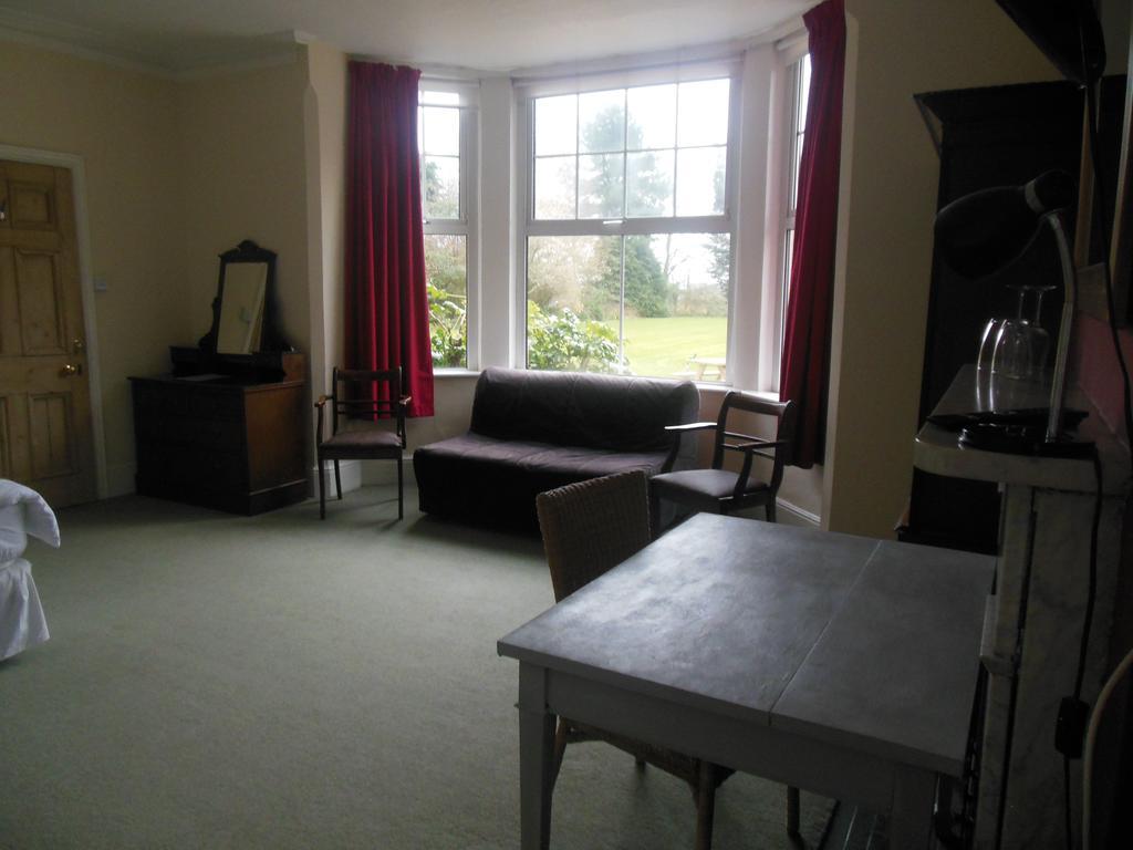 Furtho Manor Farm Bed and Breakfast Milton Keynes Buitenkant foto